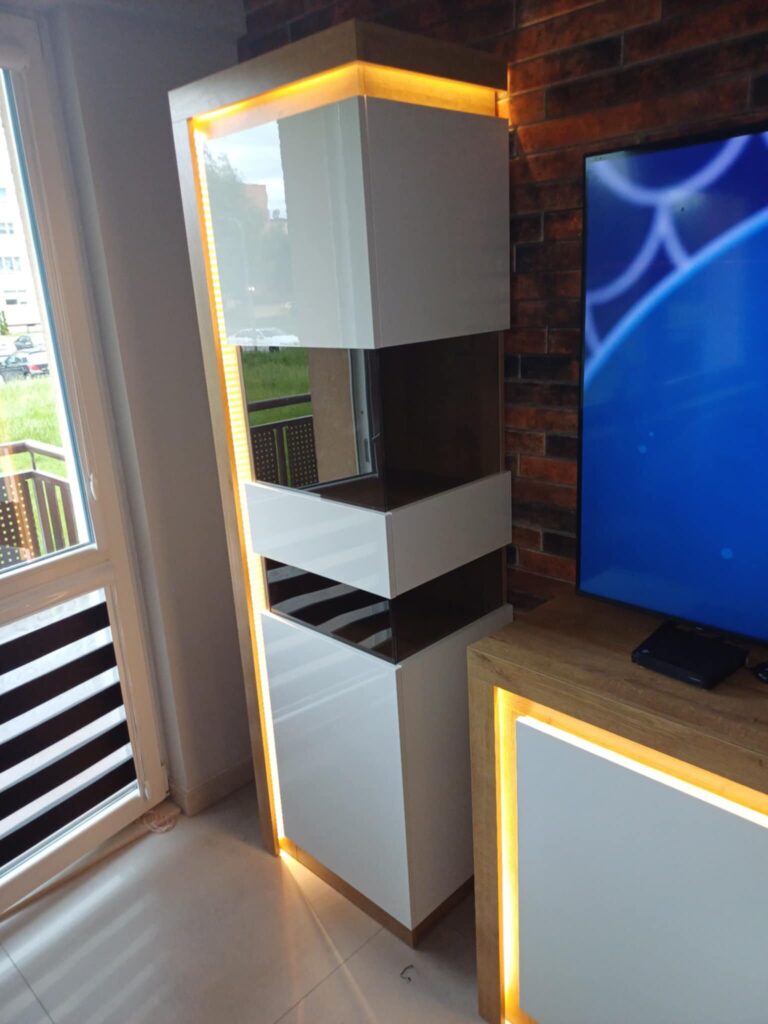 21A21EEB-2B53-4907-9386-0BEF500EA1D0