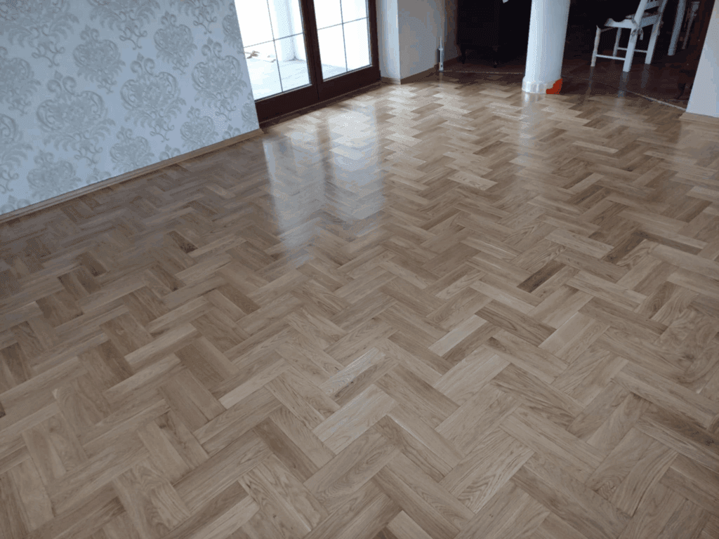 Portfolio cyklinowania parkietów, usług parkierciarskich oraz montażu schodów i składania mebli Tomi Parkiety - Tomasz Łągiewka