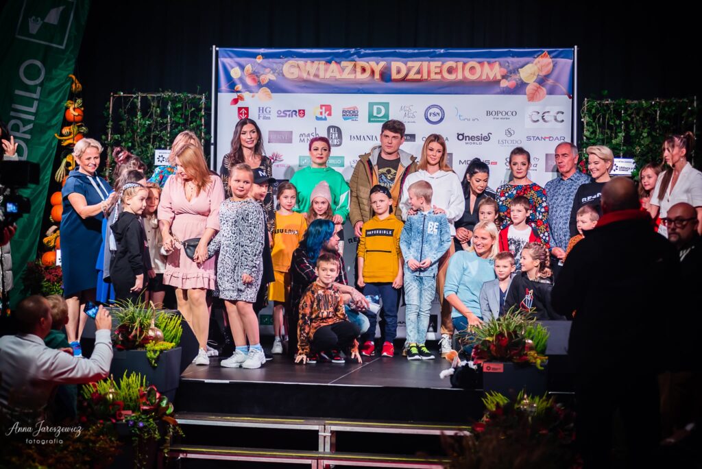 Ludzie fundacja światełka nadziei